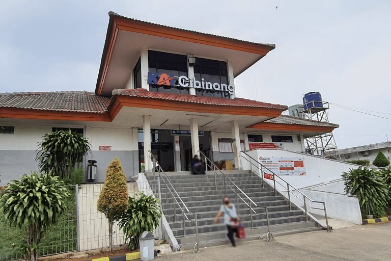 Cikaret townhouse - stasiun cibinong (1) (1)