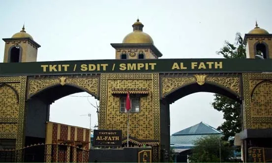 Cikaret townhouse - sarana pendidikan